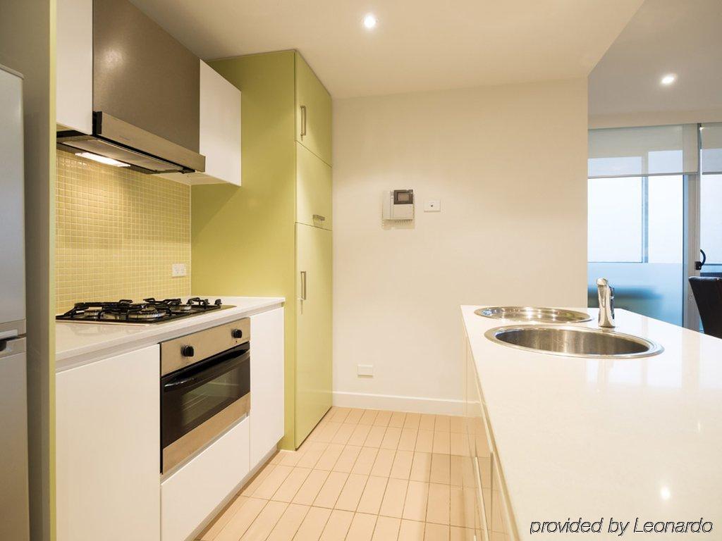 Oaks Glenelg Liberty Suites Adelaide Esterno foto