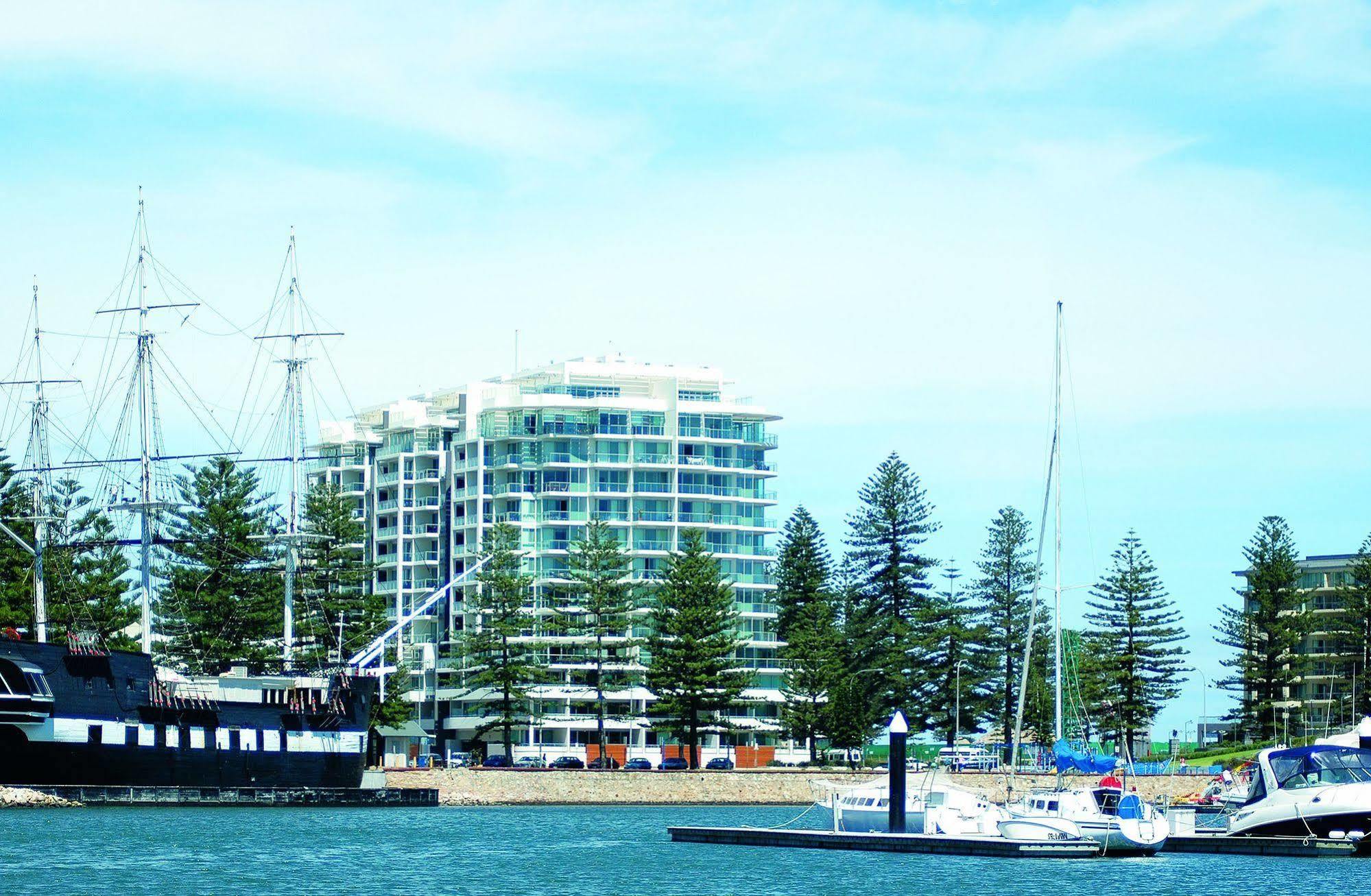 Oaks Glenelg Liberty Suites Adelaide Esterno foto